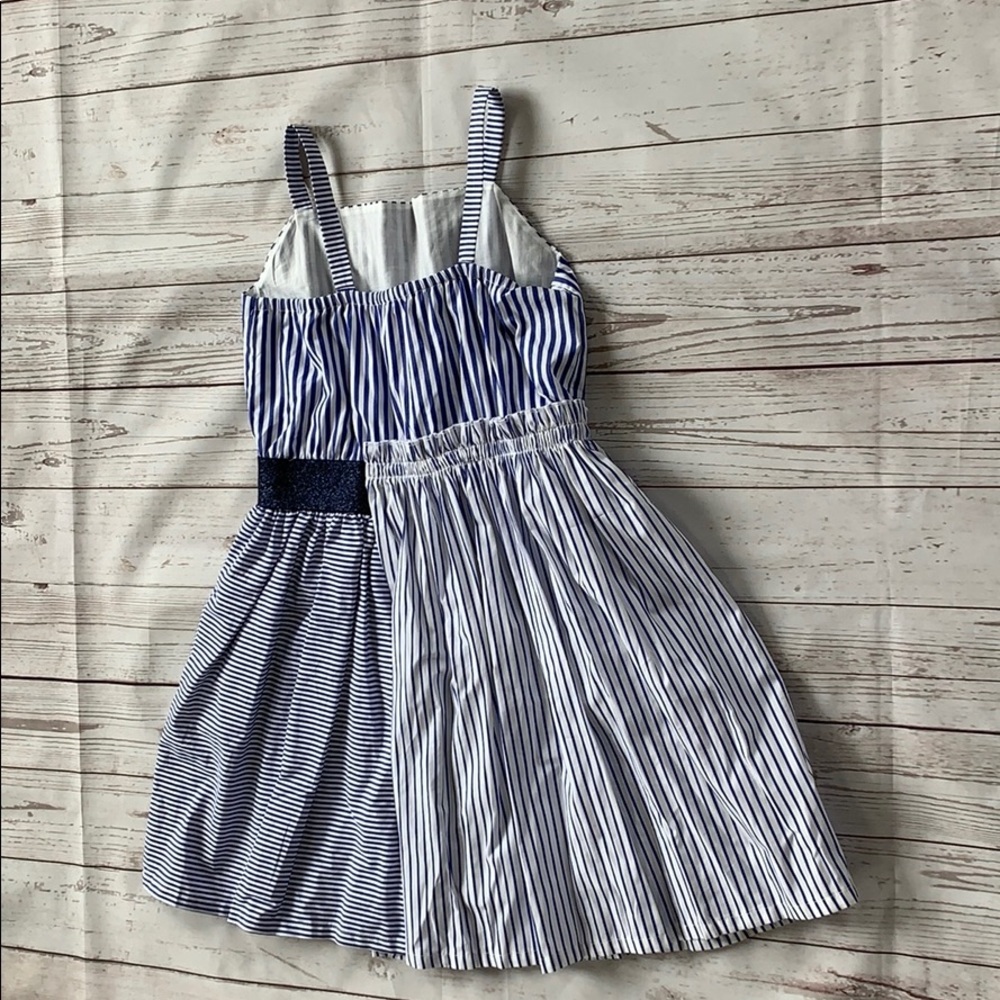 Girls dress size 10/12 - Picture 4 of 7